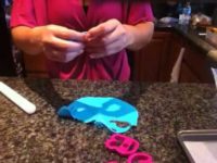 Como cortar letras de fondant