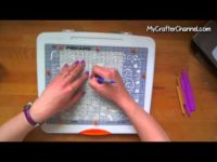 MCC #021 – Embossing con ShapeBoss de Fiskars